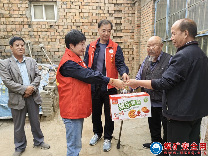 寧煤公司洗選中心文明幫扶推進(jìn)企地共建上臺階